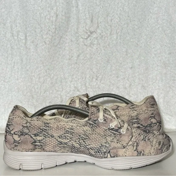 Skechers Women's Seager Snake Print Knit Washable Casual Comfort Shoes Size 10 - Picture 6 of 11
